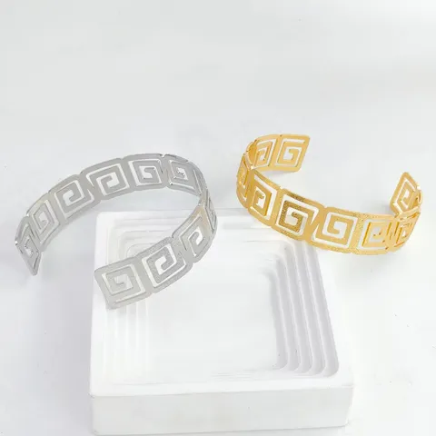 Bracelet de Bras Réglable Motif Grec Alliage Métallique Bijoux Personnalisés Géométriques Ajourés Style Vacances pour Femmes
