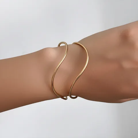 Bracciale da Braccio Minimalista Geometrico Cavo Regolabile Aperto per Donna Stile Ins Oro Argento Metallo Gioielli Accessorio