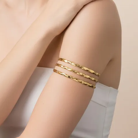 Brazalete Abierto de Metal con Tres Capas de Ondas para Mujer Brazalete de Onda Ajustable Personalizado Joyería de Moda