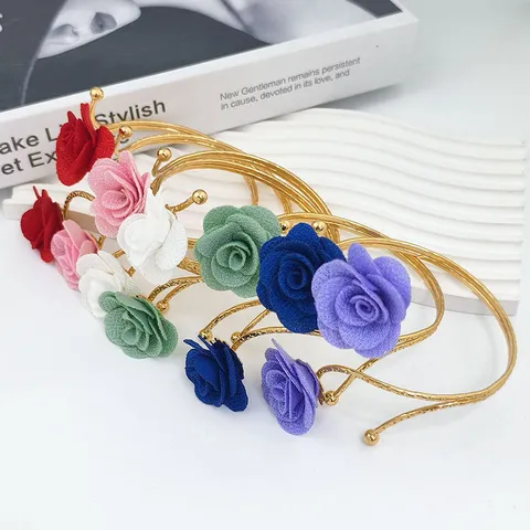 Exaggerated Metal Open Cuff Bracelet For Women Hollow Out Adjustable Arm Cuff Multi Color Fabric Flower Statement Jewelry