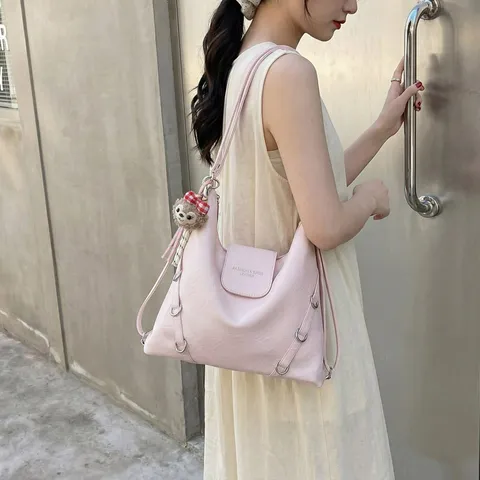 Donne Moda Zaino Casual Grande Capacità Tote Bag Pelle PU Borsa Scolastica Viaggio Daypack con Simpatico Ciondolo Orsetto