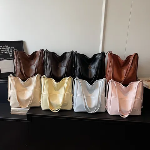Grand Sac Cabas pour Femmes Rétro en Cuir PU Sac à Bandoulière Multifonctionnel Sac à Main Décontracté pour Commutateurs