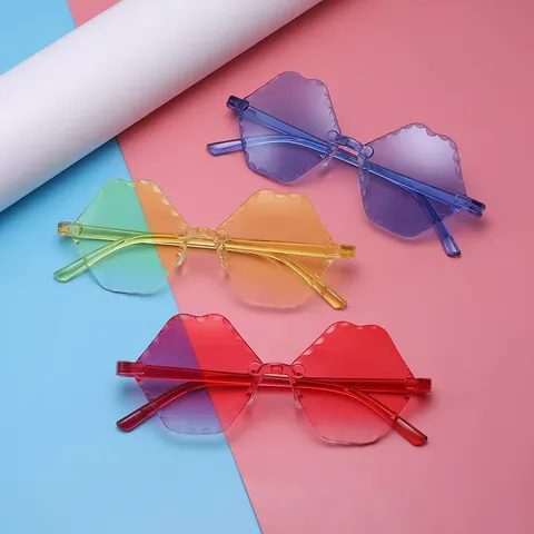 Occhiali da Sole Poligonali Senza Montatura per Bambini Moda Colori Sfumati in Policarbonato Occhiali per Bambine Ragazzi All'aperto