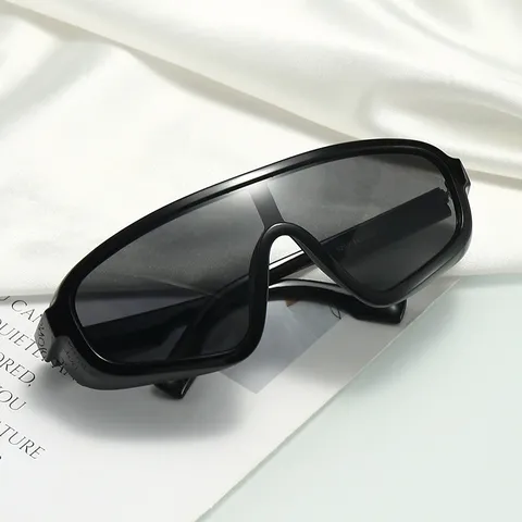 Oversized Shield Sunglasses For Men Women Y2K Futuristic Wrap Around Cycling Goggles Fashion Windproof Sports Mirror Shades