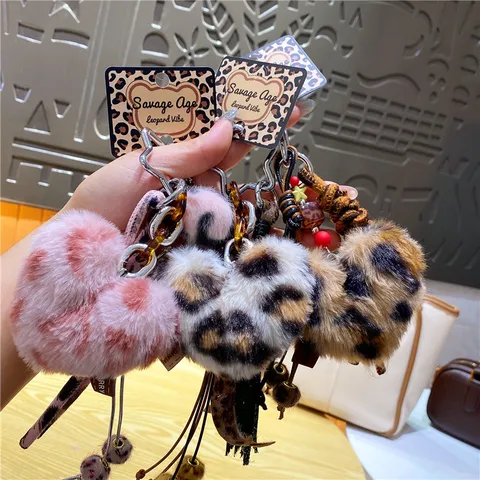 Schattige Luipaardprint Pluche Hart Sleutelhanger Pompon Tas Hanger Pluizige Ster Sluiting Sleutelring Hanger Voor Autosleutels Dames Accessoires
