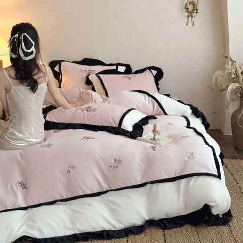 Winter Thickened Milk Fleece Bedding Set European Style Floral Embroidery Duvet Cover Warm Bed Linens For Home