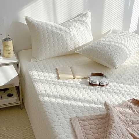 Juego de Tres Piezas de Cubierta de Cama Acolchada de Algodón Moderno Minimalista Espesado Antideslizante Patrón Circular Colcha Fundas de Almohada