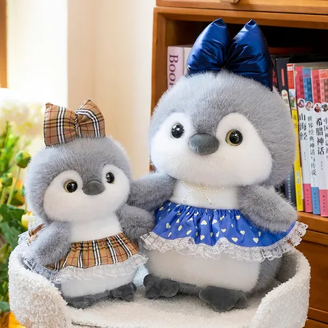Lindo Simulación Pingüino Juguete de Peluche Animal de Peluche Suave Muñeca de Terciopelo de Visón Dorado con Vestido Lazo Regalo para Niños Niñas