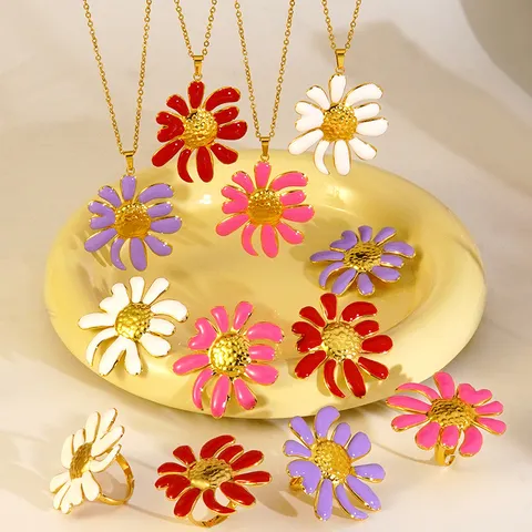 Set Di Gioielli In Acciaio Inossidabile Smalto Fiore Placcato Oro 18K Collana Pendente Anello Spilla Per Donna Stile Dolce