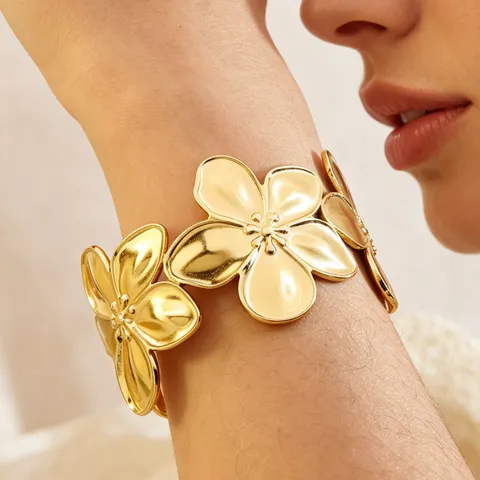 Fashion Stainless Steel Flower Open Cuff Bangle Western Style Botanical Floral Open Bangle Non-Fading Hand Jewelry For Women Party Daily Wear Elegant Wrist Accessory