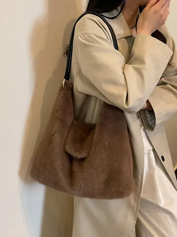 Women Trendy Plush Shoulder Bag Large Capacity Fluffy Tote Bag Soft Warm Furry Messenger Hobo Bag For Autumn Winter Commute Daily
