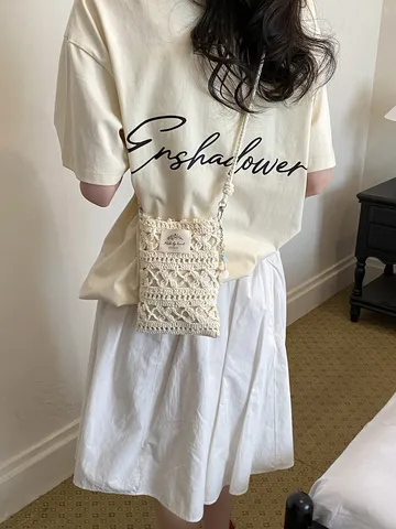 Womens Woven Crossbody Phone Bag Boho Knit Hollow Out Shoulder Bag Beach Small Handbag With Fringe Starfish Pendant
