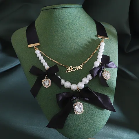 Vintage Legering Lint Strik Kunstparel Halsketting Hart Strass Love Hanger Gelaagde Ketting Prachtige Choker Vrouwen Mode Sieraden Cadeau