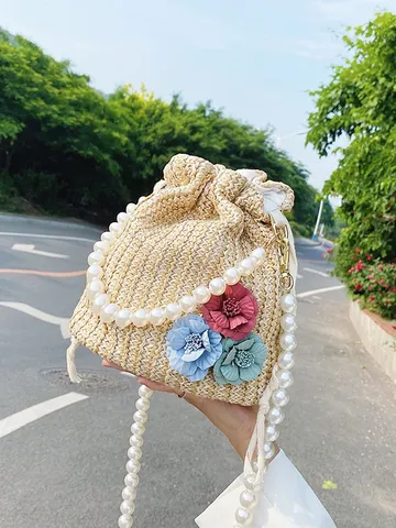 Bolso Cubo Tejido con Flores Bolso de Playa de Paja Con Cadena de Perlas Artificiales Estilo Vacaciones para Mujer