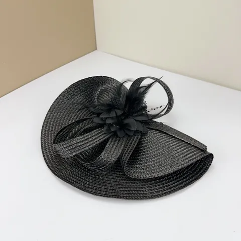Elegant Polyester Straw Look Fascinator Top Hat With Handmade Flower Feather Mesh Bow Headpiece For Bridal Wedding Banquet Party Women Retro Elegant Accessory
