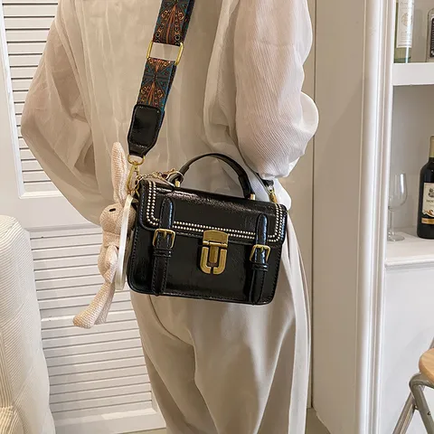 Women's Vintage PU Leather Shoulder Bag Retro Lock Closure Crossbody Bag Daily Commute Top Handle Handbag With Wide Strap