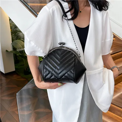 Women Fashion Quilted Shell Shoulder Bag PU Leather Crossbody Bag With Metal Chain And Kiss Lock Clasp Handbag