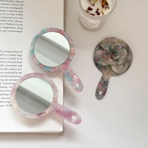 Espejo de Maquillaje de Mano de Acetato con Flor de Rosa 3D Estilo Coreano Espejo de Bolsillo de una Sola Cara para Viajes Mujeres