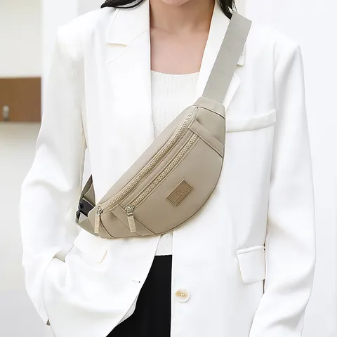 Women Casual Oxford Cloth Crossbody Bag Lightweight Waterproof Chest Fanny Pack Minimalist Travel Daily Shoulder Bag