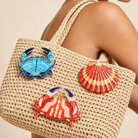 Fashion Acrylic Crab Shell Brooches Pins For Women Sweet Fresh Sea Life Animal Pins Jewelry Accessories For Bags Clothing
