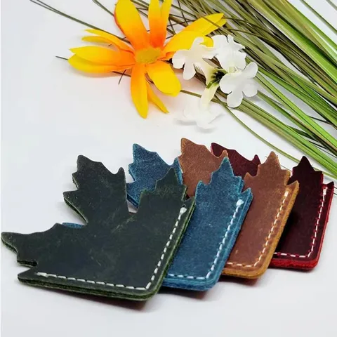Vintage Crazy Horse Leather Maple Leaf Bookmark Handmade Stitched Page Marker For Reading Books Stationery Gift