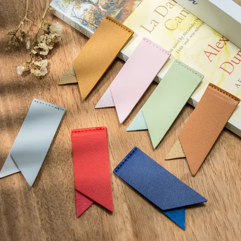 PU Leather Page Corner Bookmark Student Reading Page Marker Triangle Book Markers For Books Office School Supplies