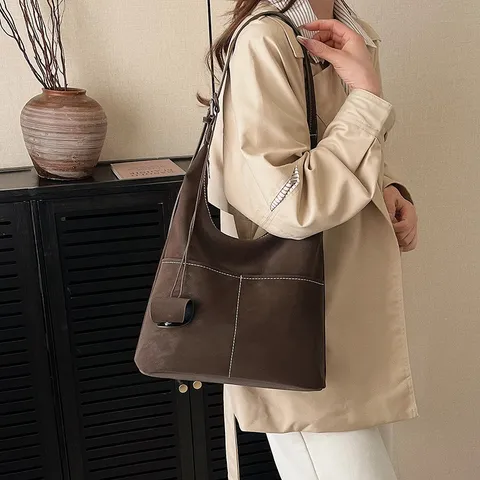 Women Vintage Matte Suede Tote Bag Large Capacity Commuter Shoulder Bag Casual Contrast Stitching Handbag