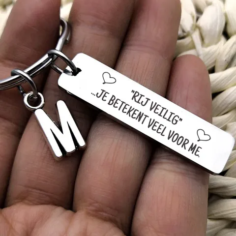 Inspirational Stainless Steel Letter Keychain Initial Military Tag Pendant Key Ring For Men Women Graduation Birthday Gift