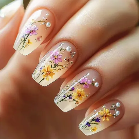 Uñas Postizas Largas Forma Ataúd Rosa Nude Con Decoración Floral 3D y Perlas Artificiales Estilo Francés Brillante para Mujer Uso Diario Fiesta