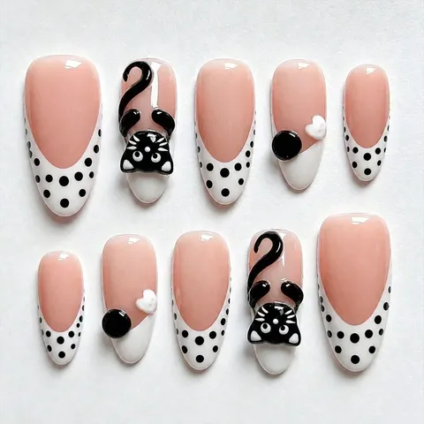 Unghie Finte a Mandorla Francese con Gatto Nero in Rilievo 3D Bianco Nero a Pois Cuore Unghie Finte Decorative da Donna