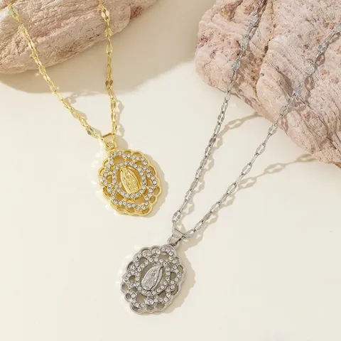 Vintage Hollow Goddess Head Pendant Necklace For Women Alloy Rhinestone Inlaid Exquisite Commemorative Fashion Jewelry Gift