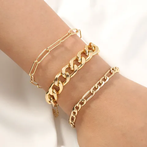 Vintage Cobre Aleación Capas Múltiples Cadena Brazalete Set Para Mujeres Exagerado Oro Color Mariposa Estrella Luna Strass Perla Artificial Cuentas Pulseras Punk Hip Hop Fiesta Joyería De Mano Regalo