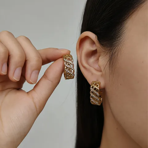 Boucles d'Oreilles Créoles en Acier Inoxydable 304 Or Strass Grille Boucle Élégant Bijoux Géométriques Ajourés pour Femmes Fête