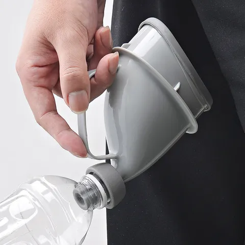 Portable Car Urinal Emergency Pee Bottle Female Standing Urinal Travel Outdoor Urinal For Women Elderly Kids Practical PP Material