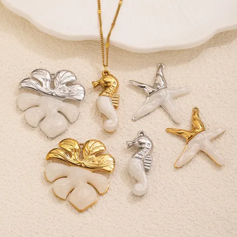 Ozean-Stil Edelstahl Anhänger Ohne Kette Perlmutt-Imitation Monstera-Blatt Seepferdchen Seestern Charm Für Schmuckherstellung Damen