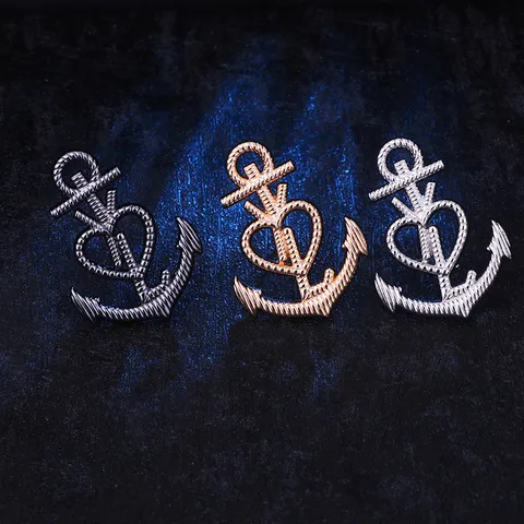 Broche Ancre Cœur de Mode en Alliage de Zinc Électroplaqué Épingle Cœur pour Couples Accessoire de Manteau Cadeau Saint-Valentin