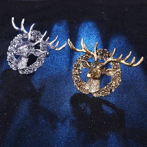 Vintage Alloy 3D Elk Head Wreath Brooch Pin Retro Euro American Style Reindeer Animal Badge For Suit Coat Unisex Apparel Accessories