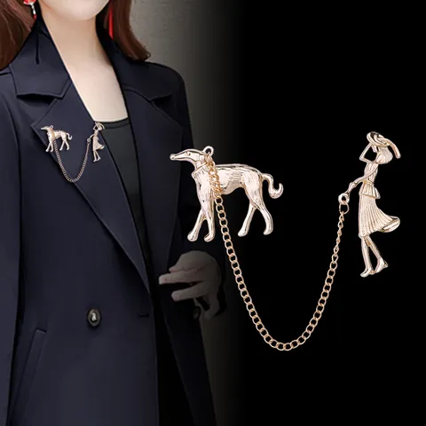 Creative Alloy Linked Chain Brooch For Women Men Cartoon Lady Walking Dog Pendant Pin Electroplated Gold Silver Badge Suit Lapel Pin Fashion Outfit Jewelry Accessories Gift