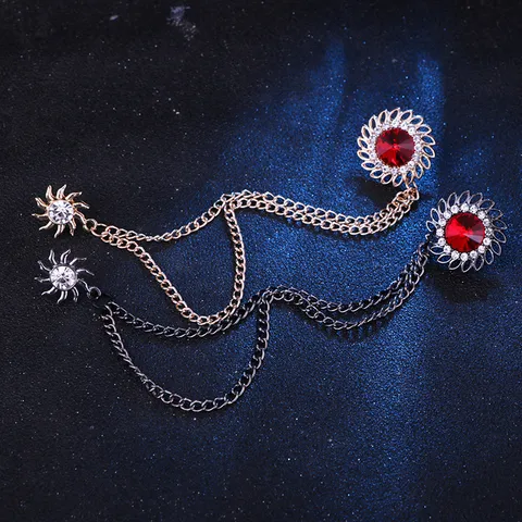 Vintage Palast Stil Hohl Wirbel Brosche Mit Quaschenkette Zinklegierung Strass Reversnadel Für Anzug Bankett Herren Schmuck