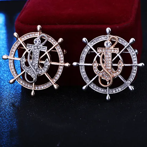 Broche Hip Hop Náutico de Aleación de Zinc Strass Timón Ancla Pasador Para Hombres Mujeres Unisex Broches de Cristal Galvanizado Insignia de Solapa Joyería