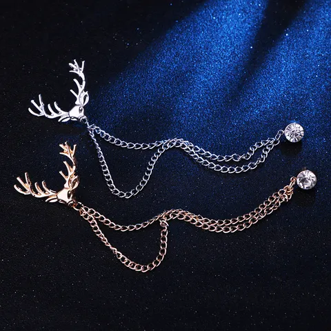 Vintage Europese Sprookjes Eland Broche Met Kwastenketting Strass Reversspeld Legering Dierlijke Broche Voor Mannen Vrouwen Shirt Jas Sieraden