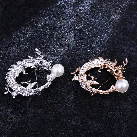Spilla in Lega Vintage a Forma di Dragone Cinese Per Uomo Donna Con Decorazione in Strass Perla Artificiale Regalo Gioielli