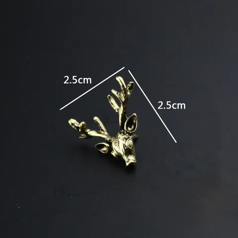 Vintage Alloy Deer Head Lapel Pin Brooch for Men Women Shirt Suit Collar Accessories Gold Silver Bronze Christmas Jewelry