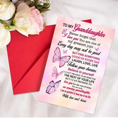 Carte de Voeux Petite-fille Papillon Rose Illustration Dessinée à la Main Message Chaleureux Carte Anniversaire Enveloppe