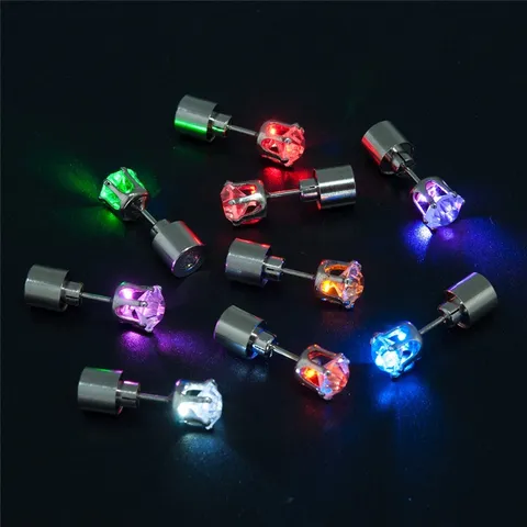 LED Leuchtende Strass Ohrstecker Legierung Mit Edelstahl Stift Glühende Kristall Ohrringe Für Bar Party Nachtclub Modeschmuck