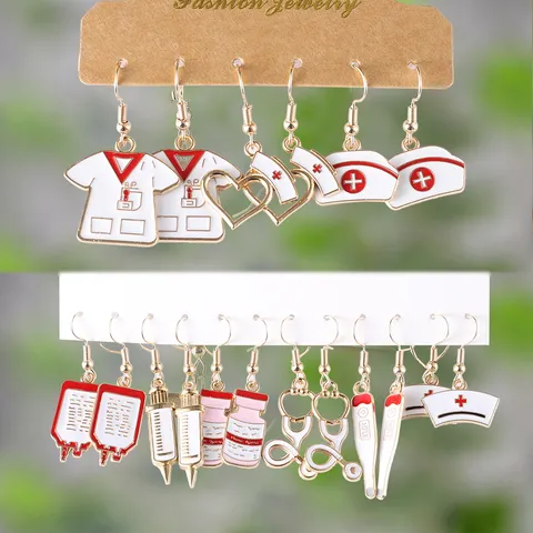 Pendientes Colgantes de Aleación Esmalte Tema Enfermera Juego para Mujeres Lindo Sombrero de Enfermera Estetoscopio Uniforme Pendientes Médico Tema Joyería Regalo Celebración