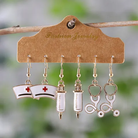Juego de Pendientes Médicos Día de la Enfermera Aleación Estetoscopio Jeringa Gorro de Enfermera Pendientes de Botón Regalo Joyería
