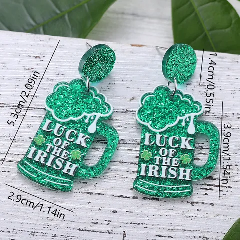 St Patrick Day Acryl Grün Glitzer Klee Bierkrug Ohrhänger Lucky Brief Zylinder Kreuz Feiertag Statement Ohrringe Für Damen Party Schmuck