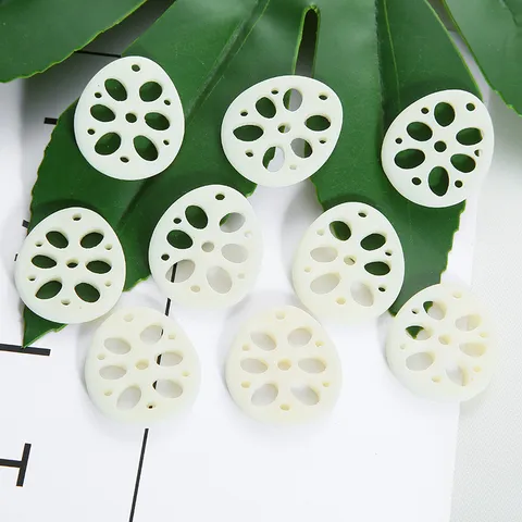 Ciondoli in Resina Bianca a Fetta di Radice di Loto per la Creazione di Gioielli Accessori Fai da Te per Orecchini Collana Bracciale Perline Imitazione Bodhi