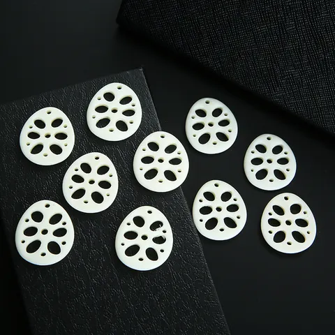 Ciondoli in Resina Bianca a Fetta di Radice di Loto per la Creazione di Gioielli Accessori Fai da Te per Orecchini Collana Bracciale Perline Imitazione Bodhi